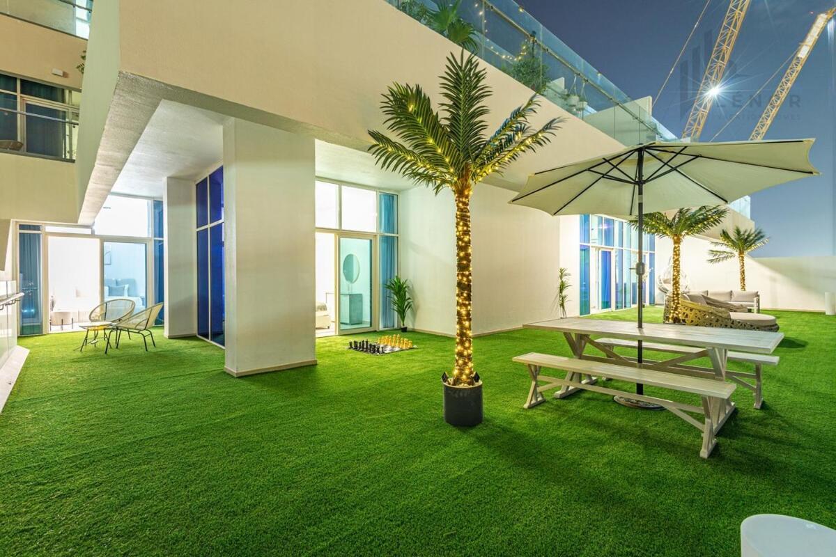 Modern 2br Glowing Palm Trees Near Downtown * Dubai