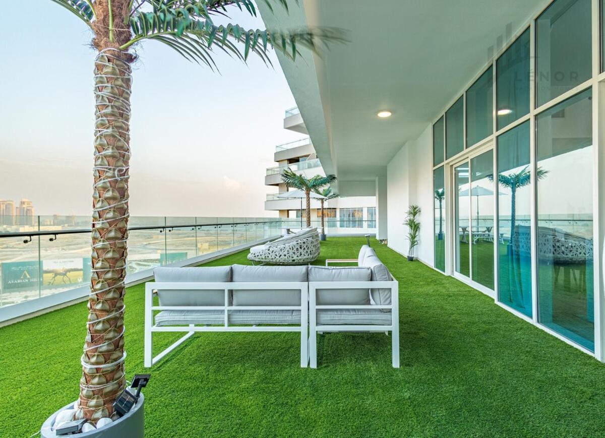 Modern 2br Glowing Palm Trees Near Downtown Apartment *