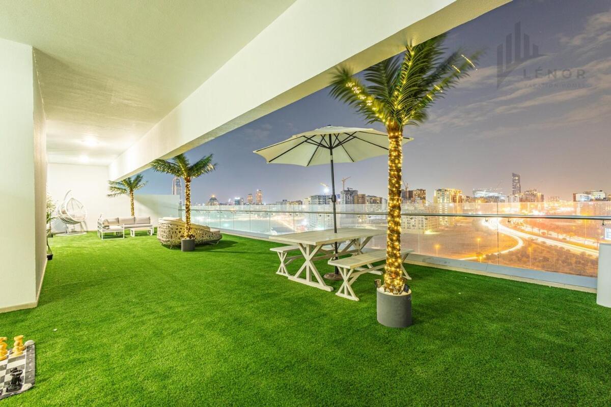 Modern 2br Glowing Palm Trees Near Downtown Apartment *
